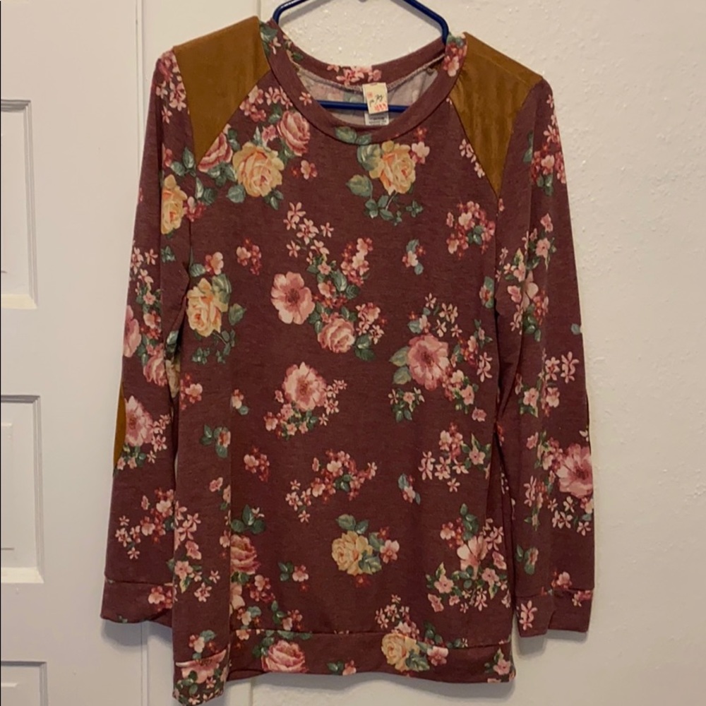 ee:some floral top with suede shoulders